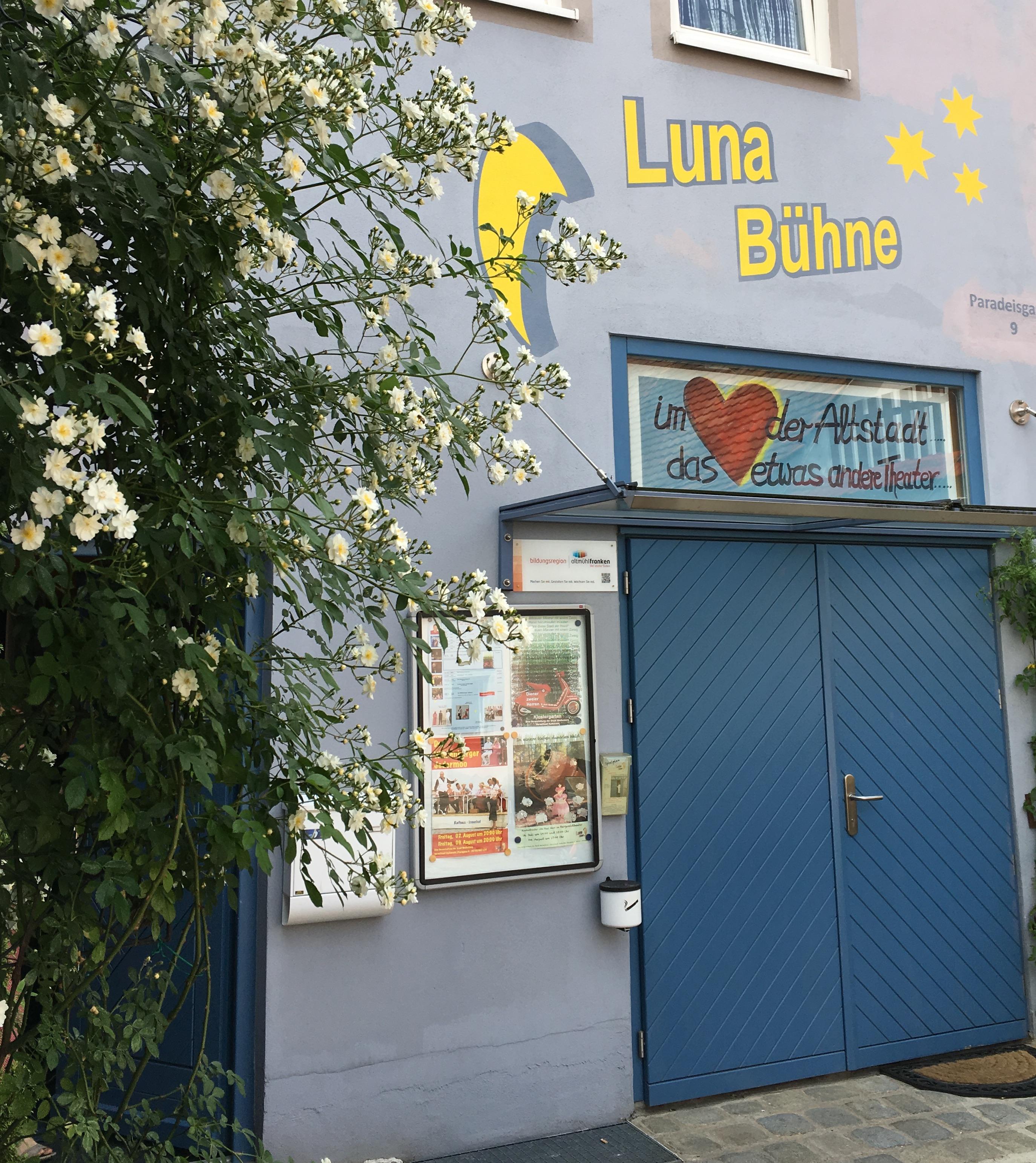 Foto von Luna Bühne